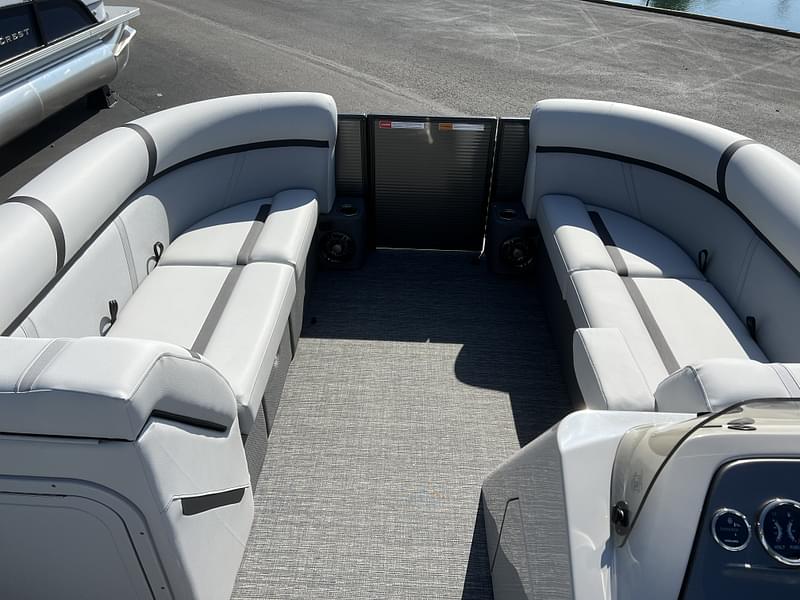 New 2024 Crest Pontoons Classic LX 220 SLRC TriToon for sale in ...