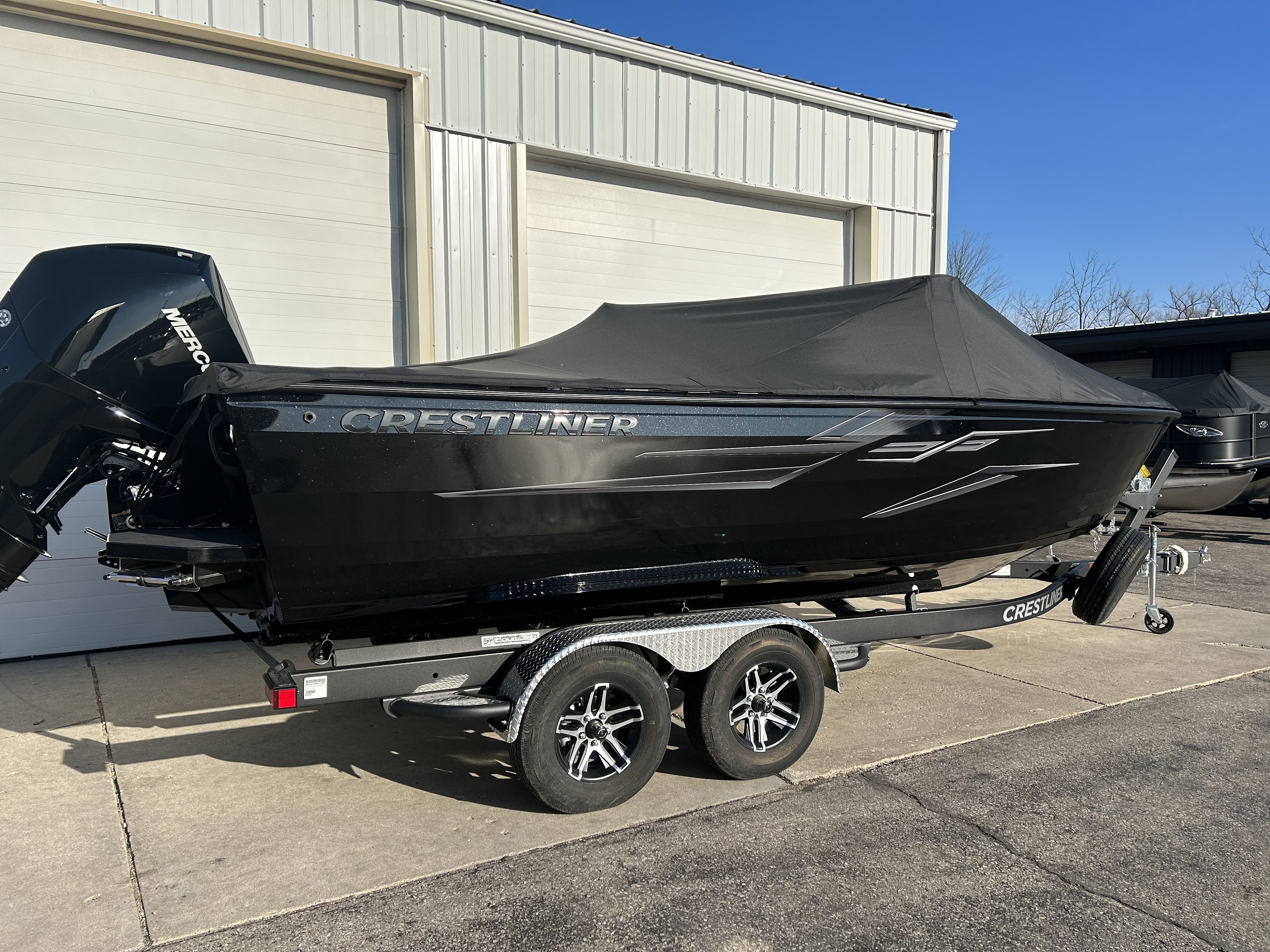 New 2024 Crestliner 2250 SPORTFISH For Sale In West Bend Wisconsin   1.JPG