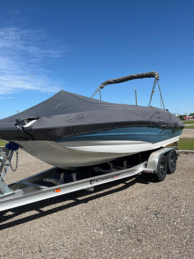 BOATZON | 2024 Crownline E210 XS