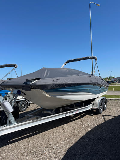 BOATZON | 2024 Crownline E230 XS