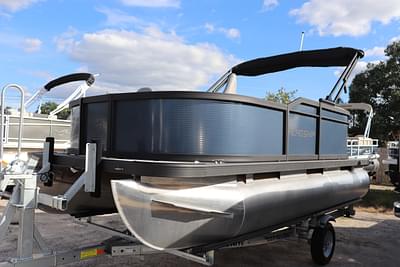 BOATZON | 2024 Flagship Pontoons E 16 FF