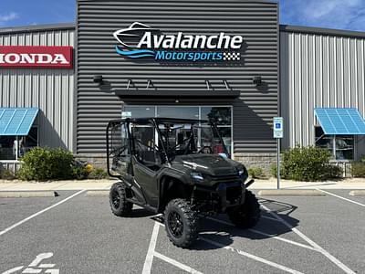 BOATZON | 2024 Honda Pioneer 10005 Deluxe SXS10M5DR