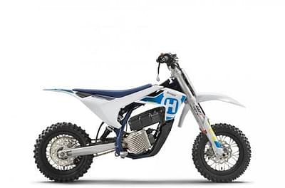 BOATZON | 2024 Husqvarna Motorcycles EE 3