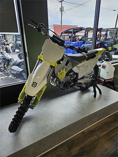 BOATZON | 2024 Husqvarna Motorcycles FC 450