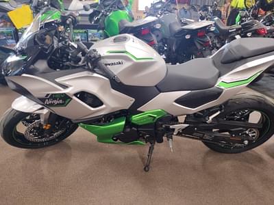 BOATZON | 2024 Kawasaki Ninja 7 Hybrid ABS