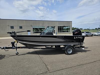 BOATZON | 2024 Lund 1875 Impact XS Sport wFishing Package