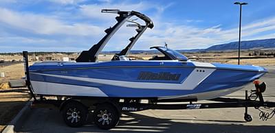 BOATZON | 2024 Malibu Boats 21 LX