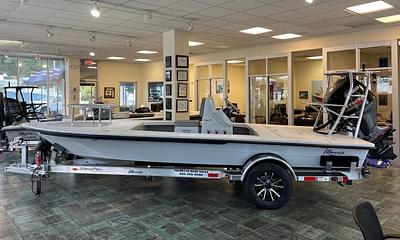 BOATZON | 2024 Maverick 18 HPXV