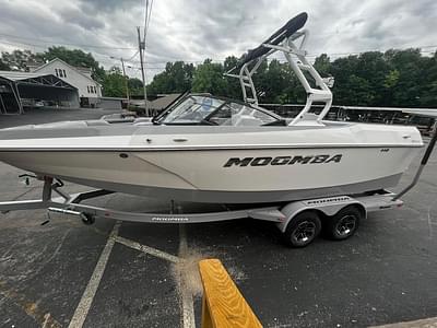 BOATZON | 2024 Moomba Max