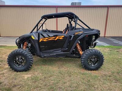 BOATZON | 2024 Polaris Industries RZR XP 1000 Premium Matte Titanium  Onyx Black