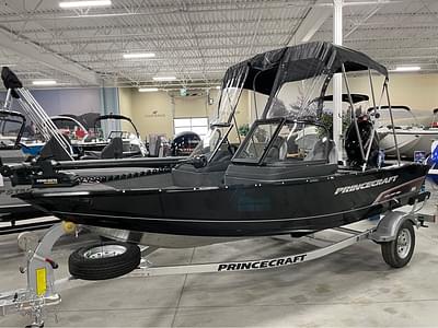 BOATZON | 2024 Princecraft HOLIDAY 162 WS MAX