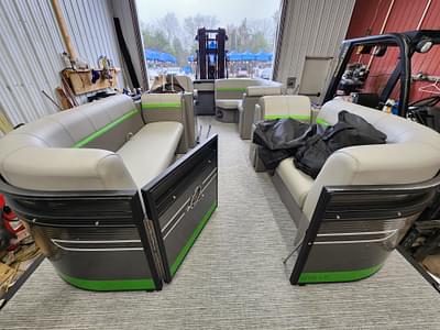 BOATZON | 2024 Qwest Pontoons Qwest E818 Lanai LT