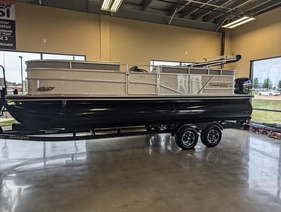 BOATZON | 2024 Ranger Boats 220C