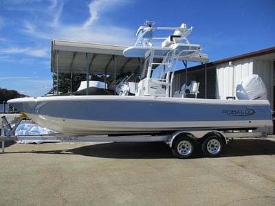 BOATZON | 2024 Robalo 246 Cayman SD  In stock fish ready Rebate expired 051124