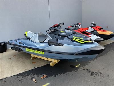 BOATZON | 2024 SeaDoo RXTX 325 Ice MetalMantaGreen