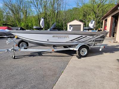 BOATZON | 2024 Smoker Craft Pro Angler 161 16 side console In stock