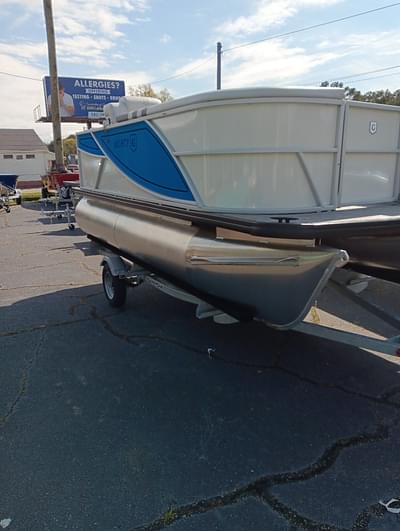 BOATZON | 2024 Sweetwater 1476 MIGHTY G