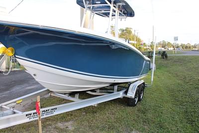 BOATZON | 2024 Tidewater Boats 220 LXF