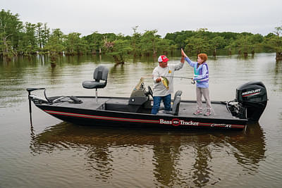 BOATZON | 2024 Tracker Boats Bass Tracker Classic XL