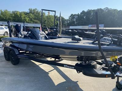 BOATZON | 2024 Triton Boats 21XP