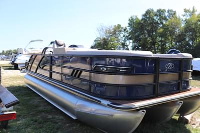 BOATZON | 2025 Bentley Pontoons Elite 223 Swingback Bench