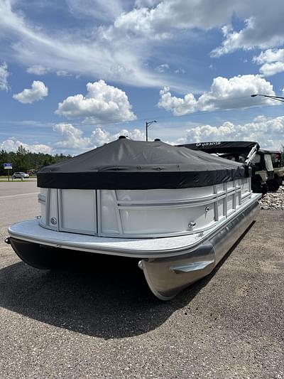 BOATZON | 2025 Berkshire Pontoons 20GCRB