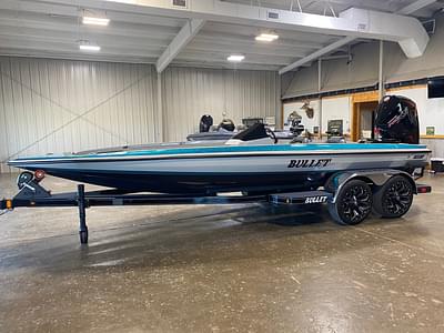 BOATZON | 2025 Bullet 21XST