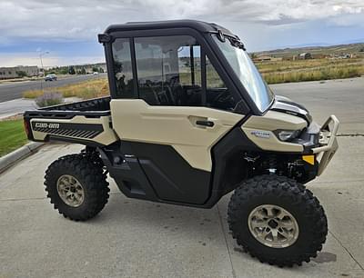 BOATZON | 2025 CanAm Defender Limited HD10