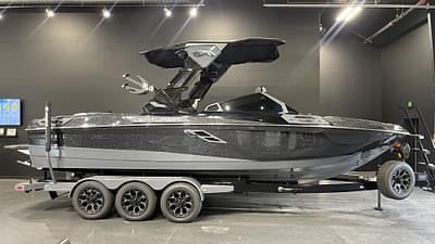 BOATZON | 2025 Centurion RI245