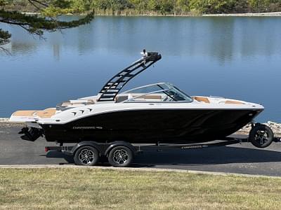 BOATZON | 2025 Chaparral 21 SSi