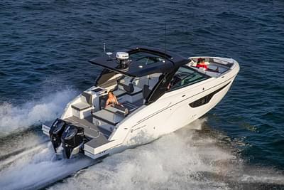 BOATZON | 2025 Cruisers Yachts Incoming 34 GLS BOATZON | 2025 Cruisers Yachts Incoming 34 GLS