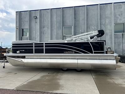 BOATZON | 2025 Harris Cruiser 210 FC  Rear Fish  Cruise