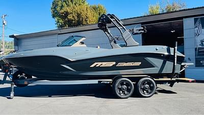 BOATZON | 2025 MB Sports B52 Alpha 23