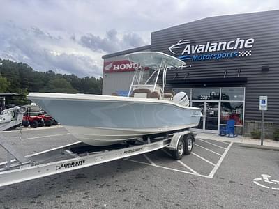 BOATZON | 2025 Pioneer Boats 220 Bay Sport