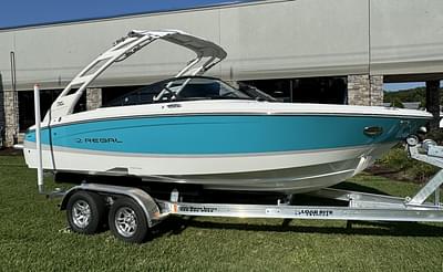 BOATZON | 2025 Regal LS2