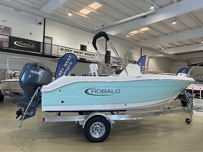 BOATZON | 2025 Robalo 180 CC