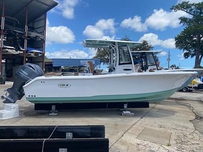 BOATZON | 2025 Sea Hunt Ultra 265 SE