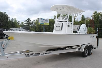 BOATZON | 2025 Sea Pro 230 Bay Boat