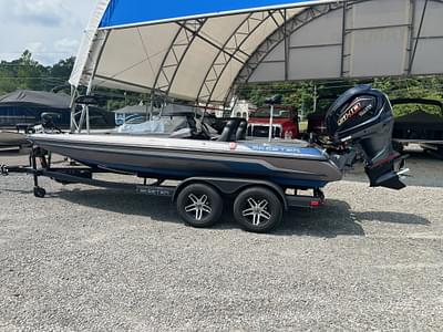 BOATZON | 2025 Skeeter ZX 200