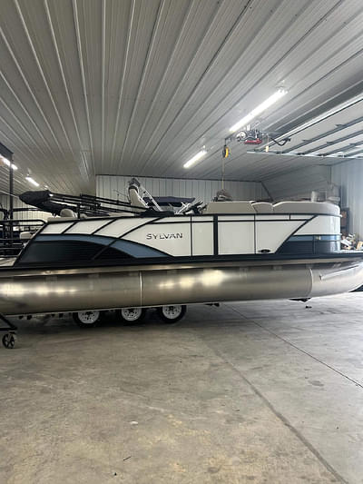 BOATZON | 2025 Sylvan L3 LZ Tritoon