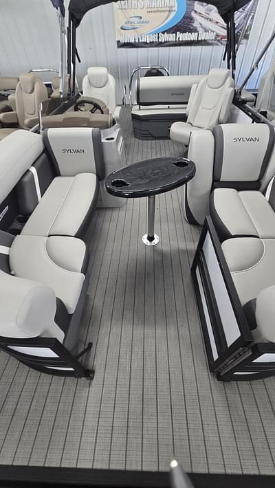 BOATZON | 2025 Sylvan X3 CLZ Tritoon Swingback