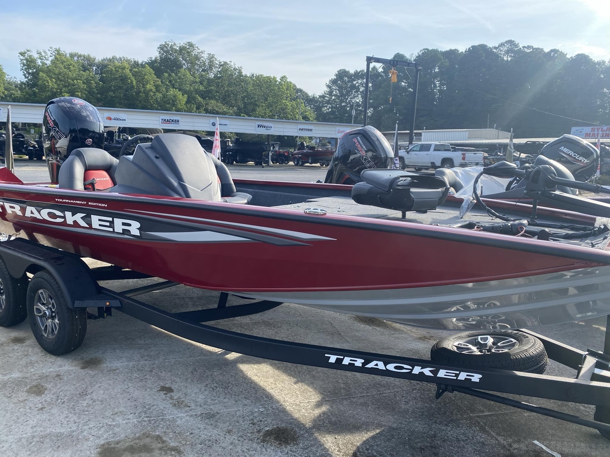 2025 Tracker Boats Tracker Boats Pro Team 195 TXW Tournament Edition 2025 - Sold Boat