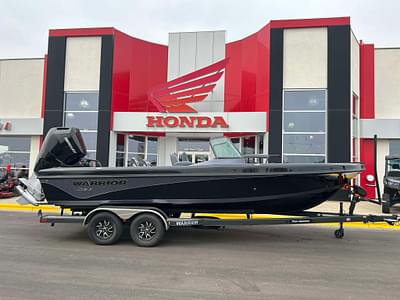 BOATZON | 2025 Warrior V238 DC w Merc Verado V10 400XXL