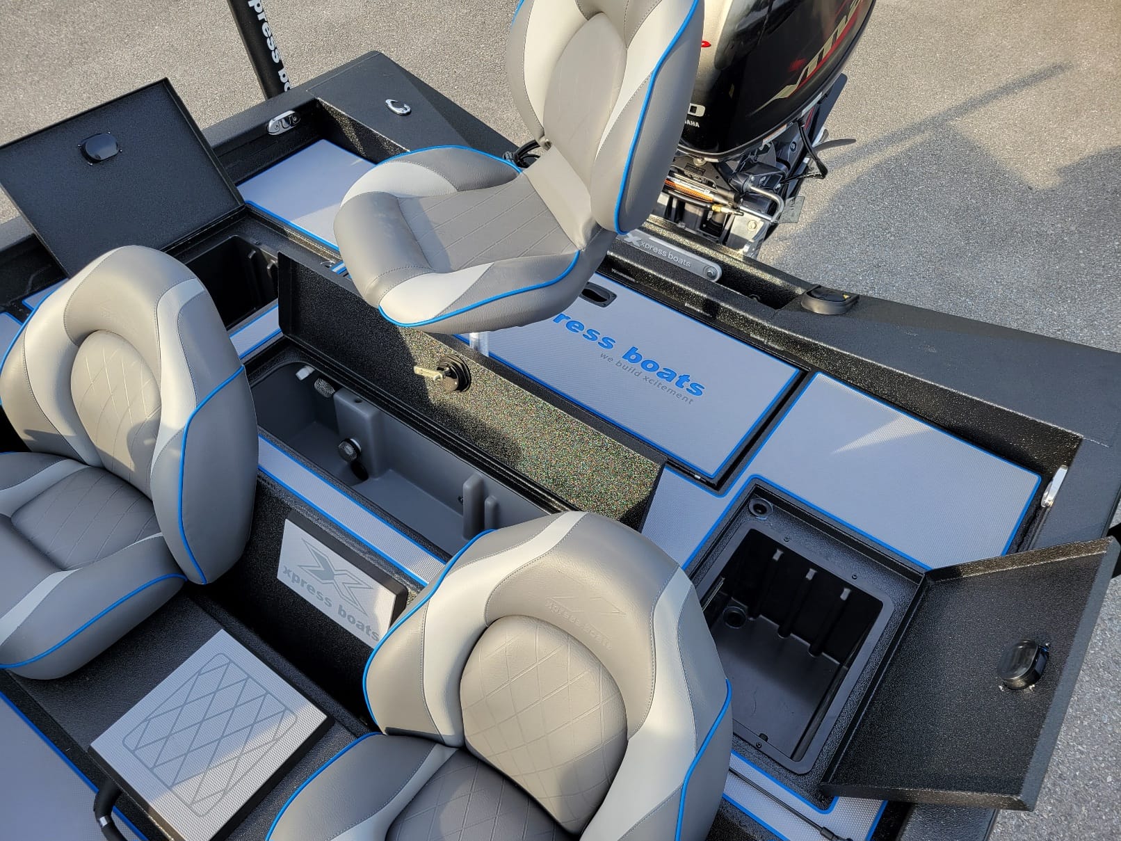 New Xpress H17C 17 Crappie w Yamaha Vmax 90 SHO In stock 2025 for