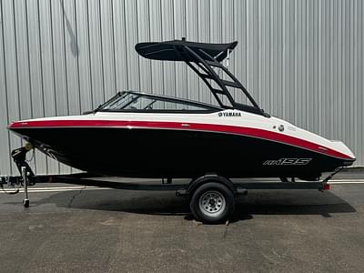 BOATZON | 2025 Yamaha AR195