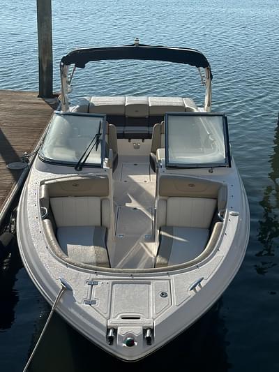 BOATZON | 2104 Regal 2700ES