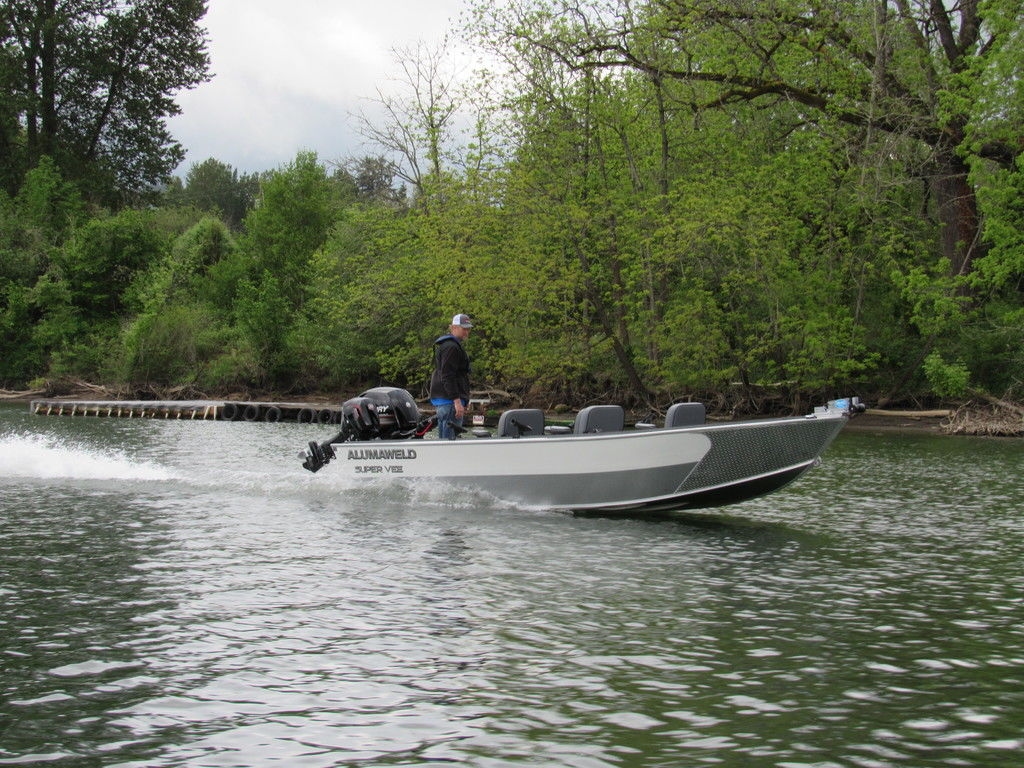 2026 Alumaweld Super Vee Pro 21 - Sold Boat