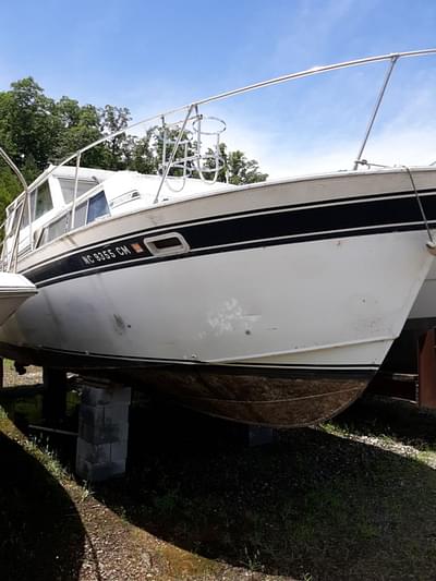 BOATZON | Aluminum Cruisers, Inc 32 flybridge 1980 BOATZON | Aluminum Cruisers, Inc 32 flybridge 1980