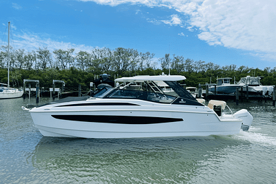 BOATZON | Aquila 32 Sport 2024