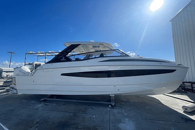 BOATZON | Aquila 32 Sport 2024